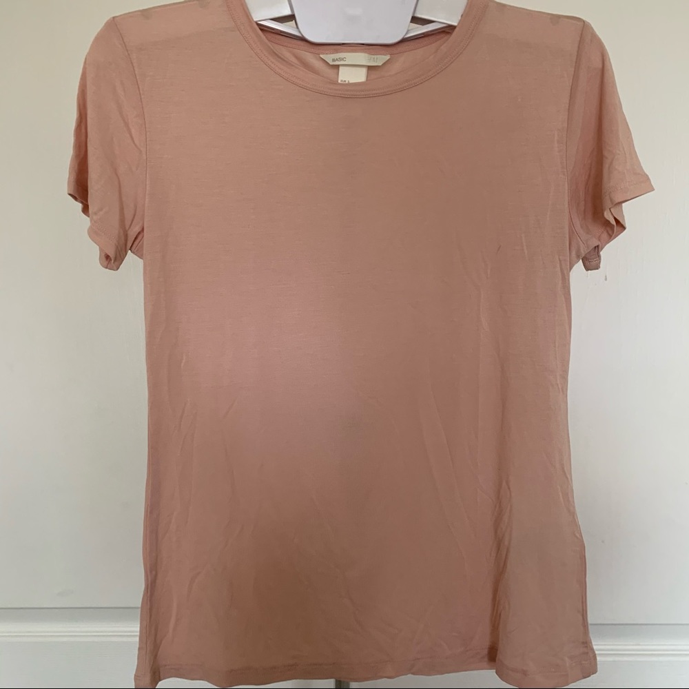 light pink Forever 21 t-shirt